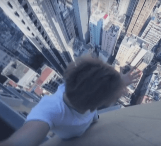 Bildschirmfoto Um - Urban Exploration: So geht Freeclimbing in der City