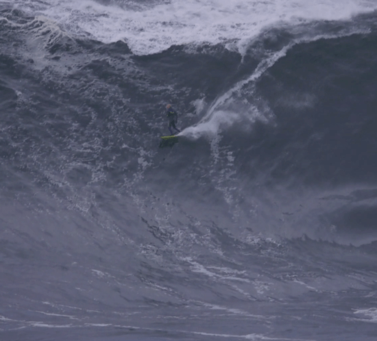 Bildschirmfoto Um - Die unsurfbare Welle „Shipstern Bluff“