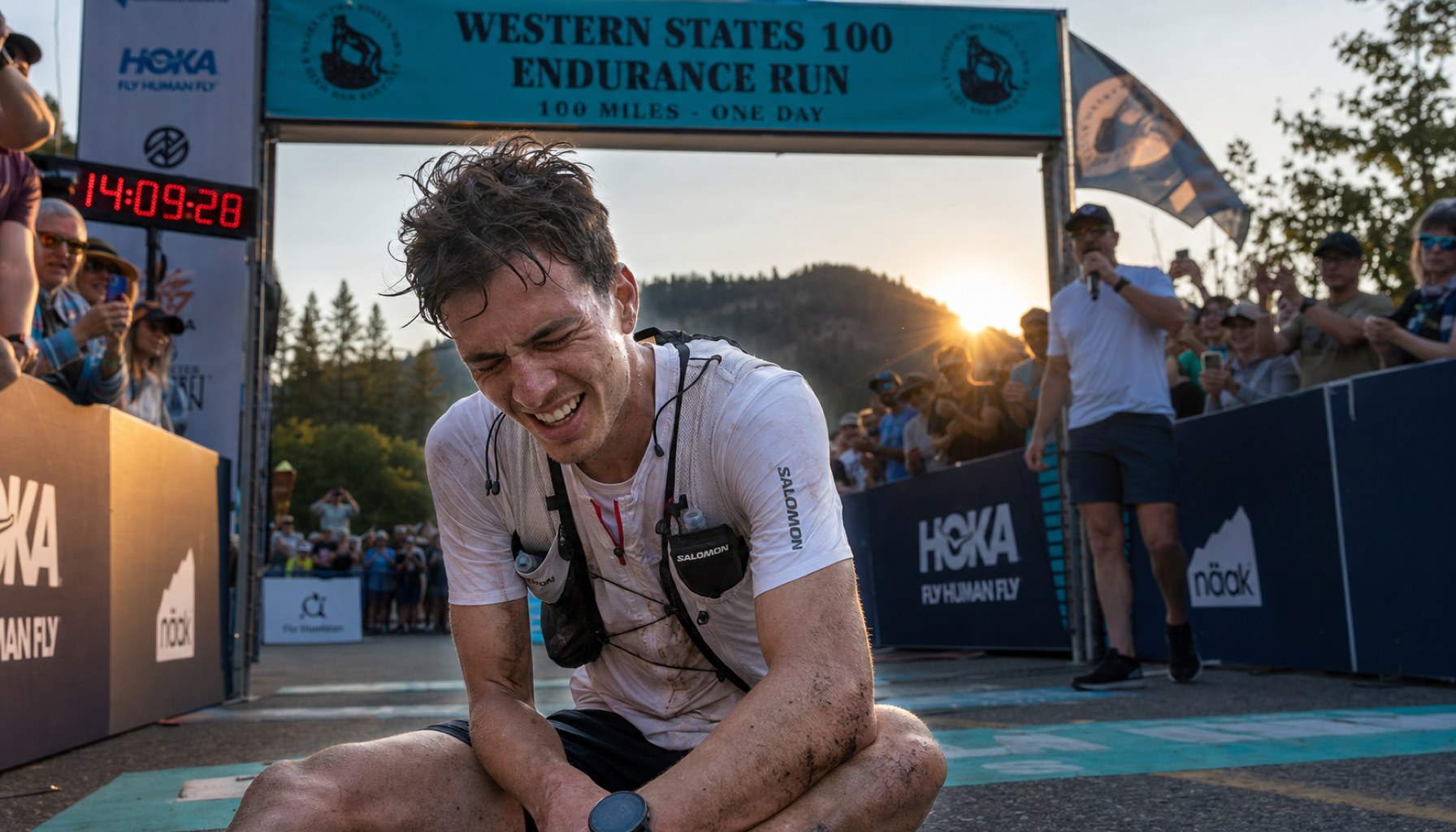 Vincent Bouillard tras su carrera récord en el Western States 100, visiblemente agotado pero feliz en la meta.
